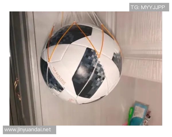 足球明星周边礼物推荐有哪些独特创意让球迷爱不释手