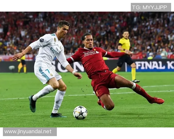 足球明星的辉煌成就与影响力分析及其对全球足球发展的贡献